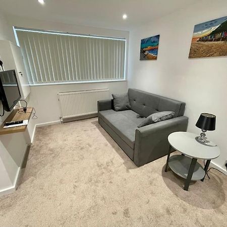 *Close To Beach* One Bedroom Suite With Parking Overstrand Exterior photo